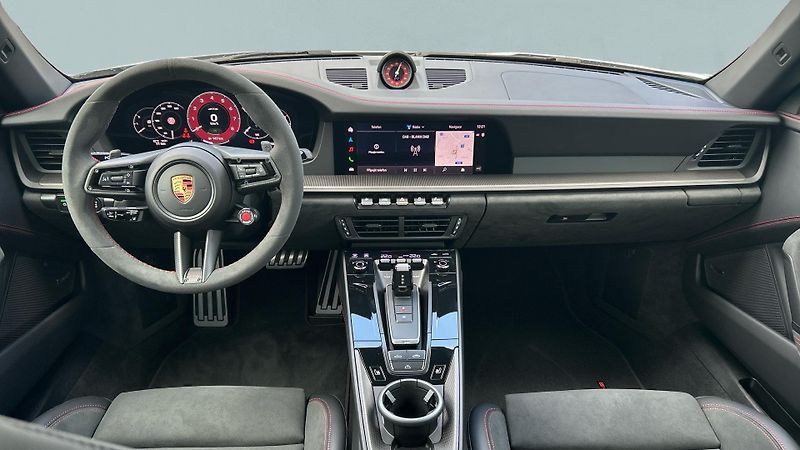 Porsche 911 (2026) Carrera 4 GTS Cabriolet - fotka 17 z 30