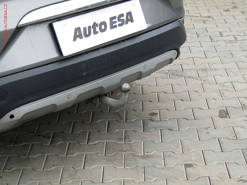 Renault Espace (2015) 1.6 TCe, ČR, AT, navi, LED - fotka 22 z 23