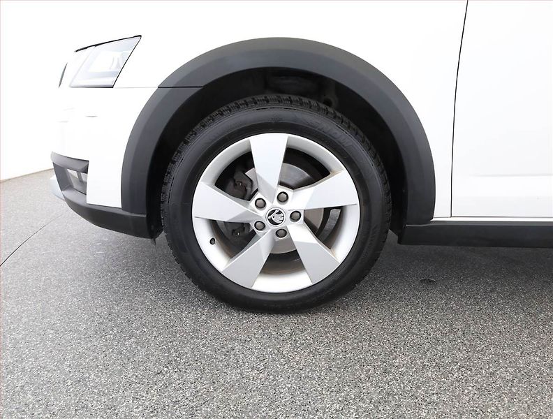 Škoda Octavia (2018) Scout 2.0 TDI, 4X4, Tempomat - fotka 21 z 21