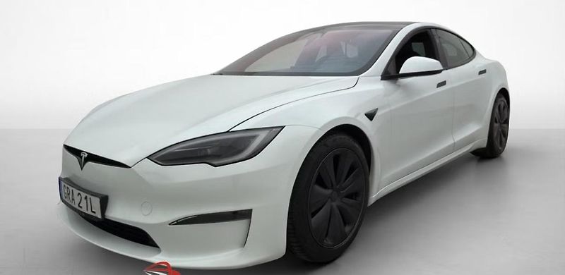 Tesla Model S LR AWD Vzduch Pano. Kam Yoke - fotka 1 z 35