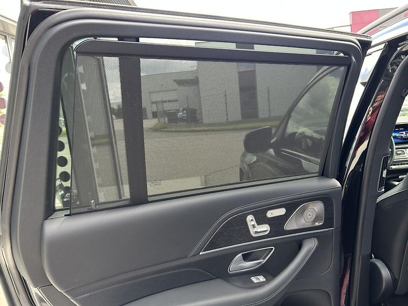 Mercedes-Benz GLS 450d 4MATIC AMG AIRMATIC ZÁRUK - fotka 33 z 39