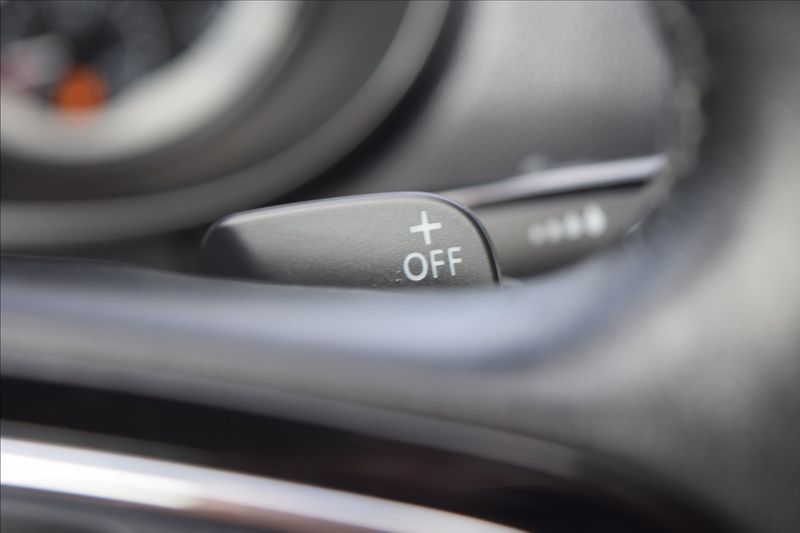 Škoda Octavia 2,0 TDI 110KW DSG NAVIGACE ALU - fotka 34 z 47