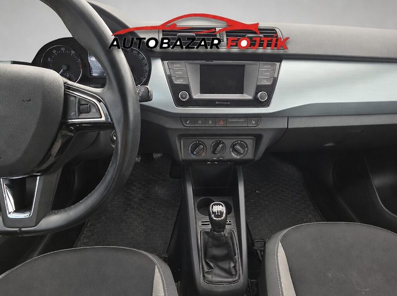 Škoda Fabia (2017) 1.0 TSi Ambition 2 sady kol - fotka 15 z 21