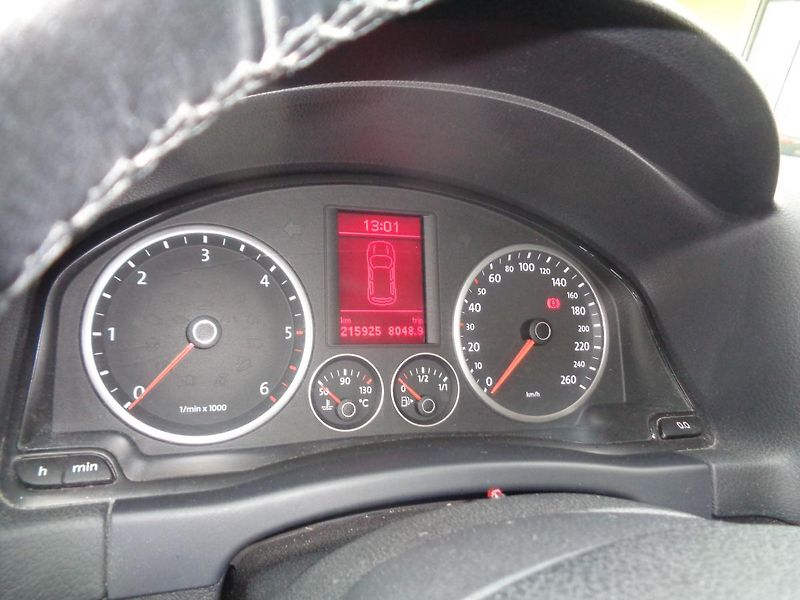 Volkswagen Tiguan 2,0 - fotka 14 z 21