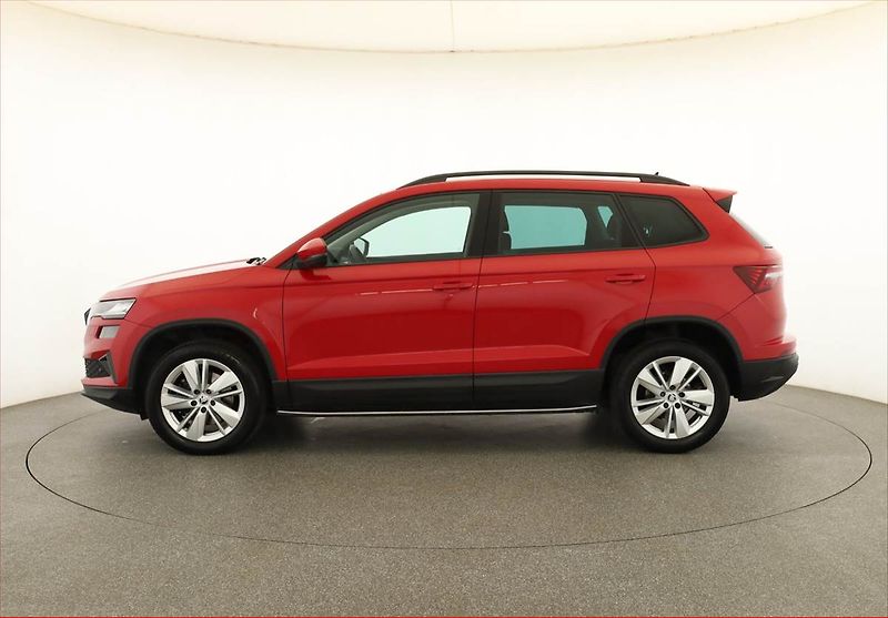 Škoda Karoq (2023) Style 1.5 TSI - fotka 3 z 16