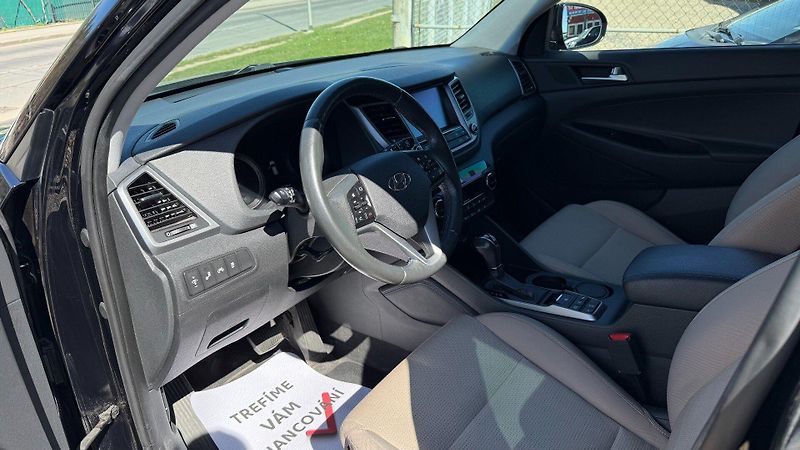 Hyundai Tucson (2015) 2.0CRDi 100kW *Nove v ČR*4x4* - fotka 9 z 24