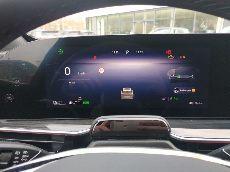 Omoda 9 Premium 1.5 SHS, AWD AT, SKLAD - fotka 17 z 38