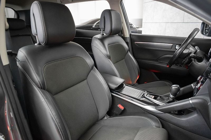 Renault Koleos 2.0 DCi 135kW AUTOMAT*KAMERA* - fotka 11 z 35