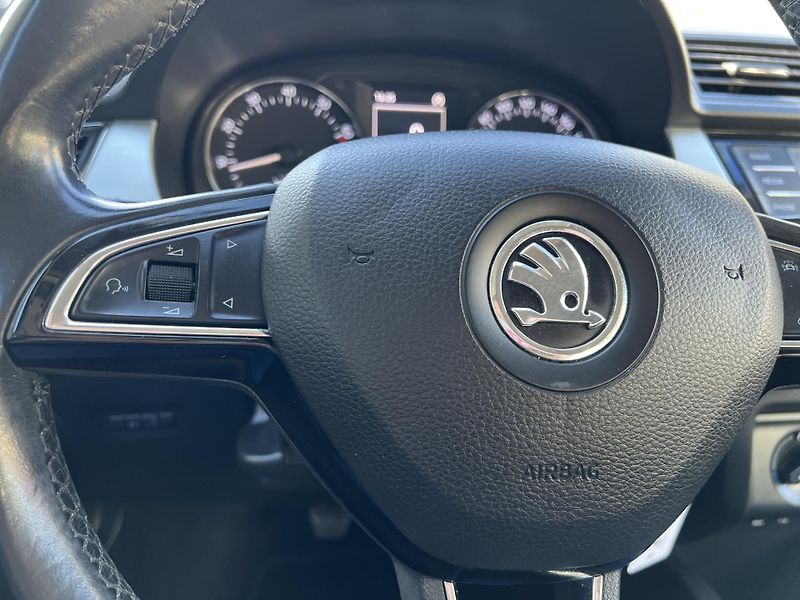 Škoda Fabia 1.2TSi 81kw KLIMA TEMPOMAT ALU - fotka 14 z 40