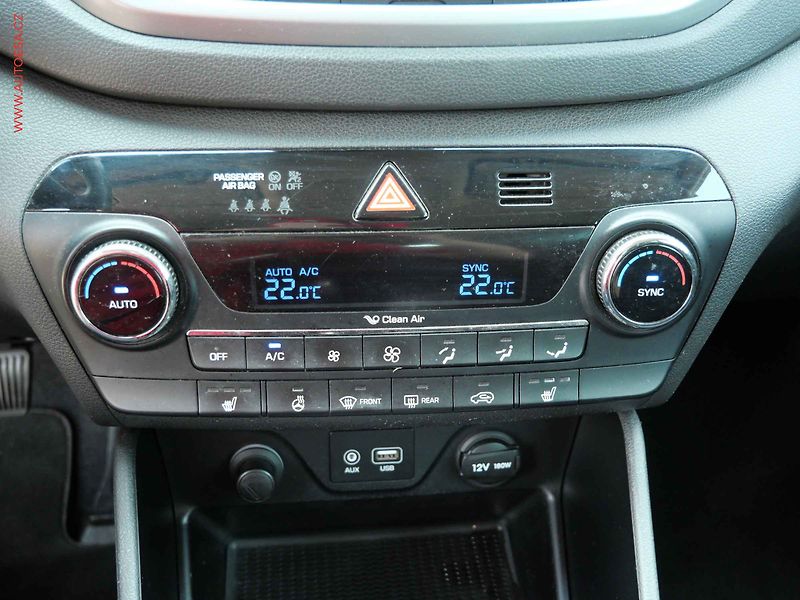 Hyundai Tucson (2017) 2.0 CRDi 4x4, ČR, Navigace - fotka 12 z 20