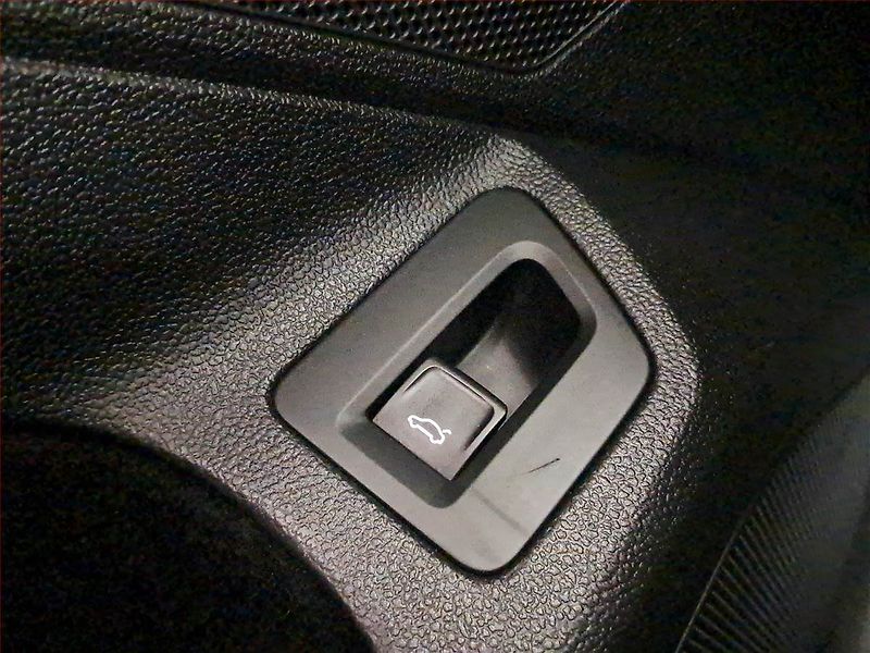 Volkswagen Passat (2016) 2.0 BiTDI, 4X4, Automat, Kůže - fotka 20 z 23