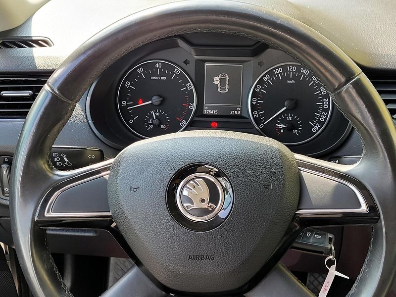 Škoda Octavia 1,2 TSi PO ROZVODECH, 1.maj - fotka 32 z 36