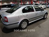 Škoda Octavia (2010) 1.9 TDi, AC, temp - náhled 1