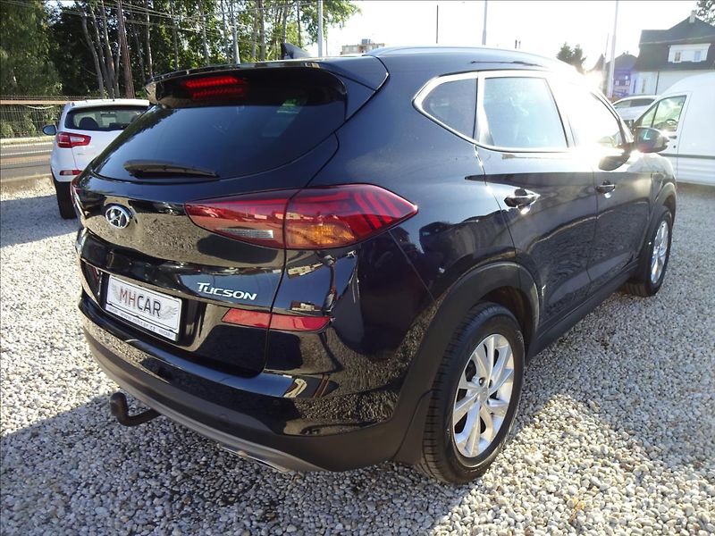 Hyundai Tucson 1,6T- GDi 130kW Trikolor - fotka 7 z 58