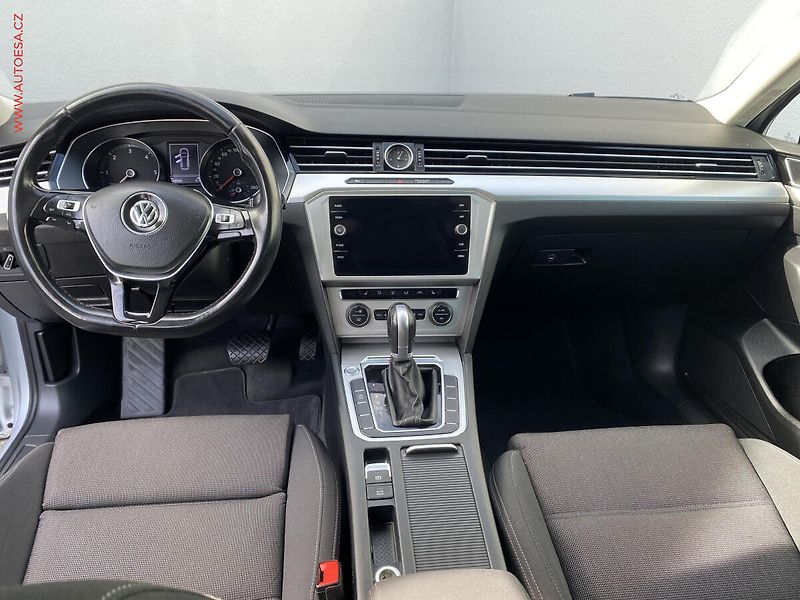 Volkswagen Passat (2018) 2.0 TDi 4x4, Comfortline, DSG - fotka 8 z 19