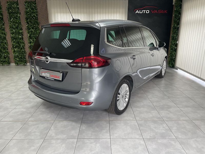 Opel Zafira 1.6 CDTi ČR 1.MAJ. TOP !! - fotka 12 z 26