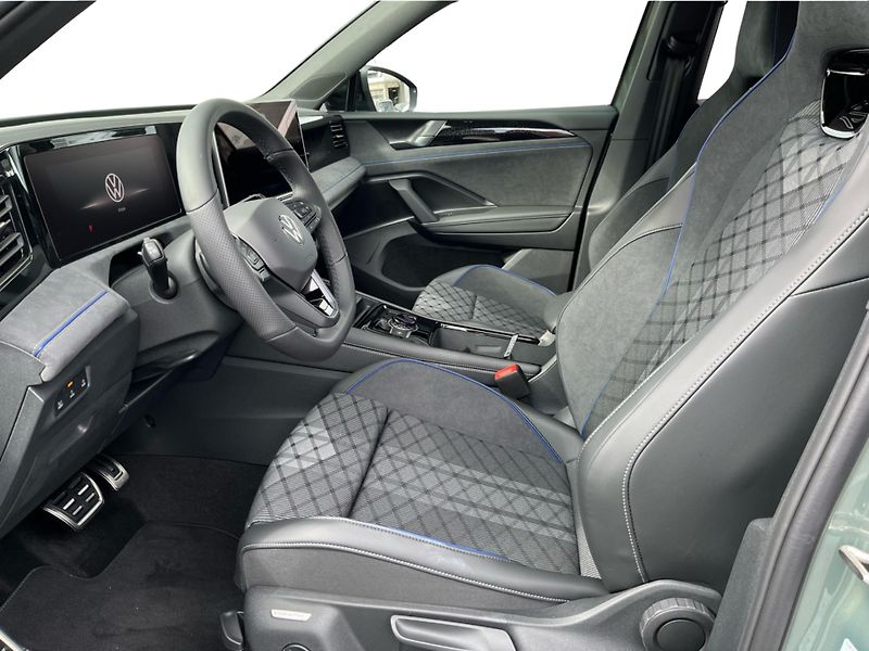 Volkswagen Tiguan R-Line 2,0 TSI 150 kW 4MOT - fotka 11 z 25