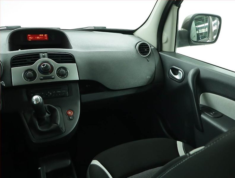 Renault Kangoo (2012) 1.5 dCi, 5Míst - fotka 8 z 14