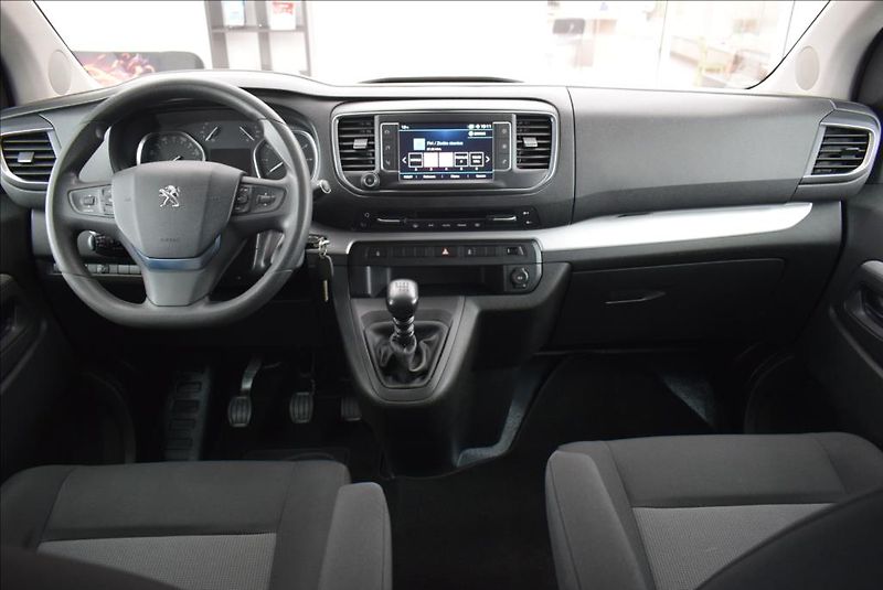 Peugeot Traveller 2,0 HDi, 8-míst, NAVIGACE - fotka 16 z 33