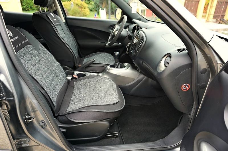 Nissan Juke (2015) 1,6i 69 kW - fotka 20 z 40