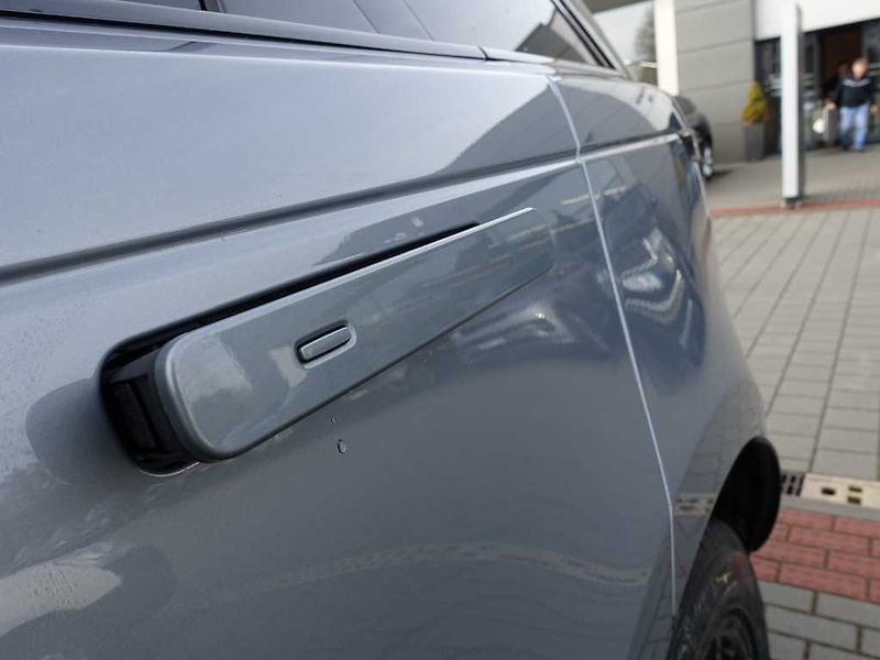 Land Rover Range Rover Velar 3,0 Dynamic SE D300 4x4 aut. - fotka 37 z 38