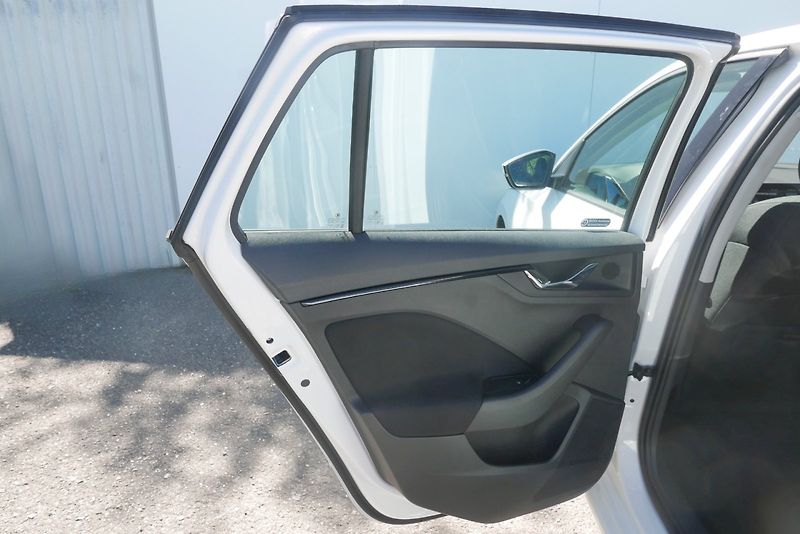 Škoda Scala (2025) 1.0 TSI 70 kW M5° Selection Ci - fotka 28 z 34