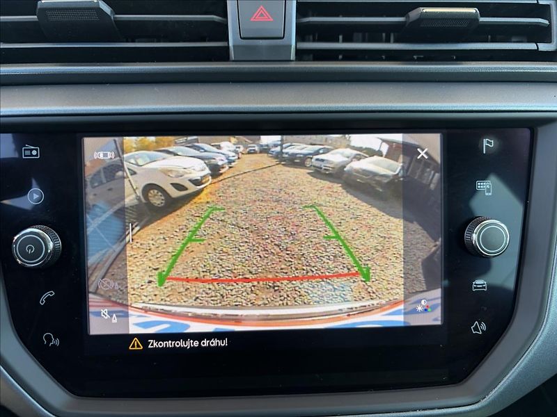 Seat Arona 1,0 TSi DPH  ParkPilot,LED,Kes - fotka 19 z 50