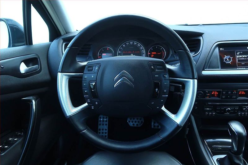 Citroën C5 (2012) Exclusive 2.0 HDi, Automat - fotka 23 z 23