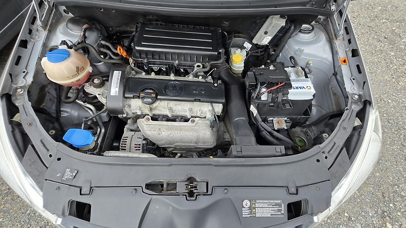 Škoda Roomster 1.4 16V AMBITION+EDITION 1MAJ. - fotka 32 z 32