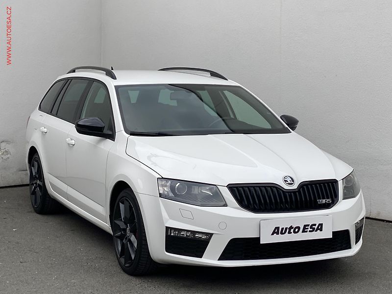 Škoda Octavia (2014) 2.0 TDi, RS Challange, bixen - fotografie inzerátu