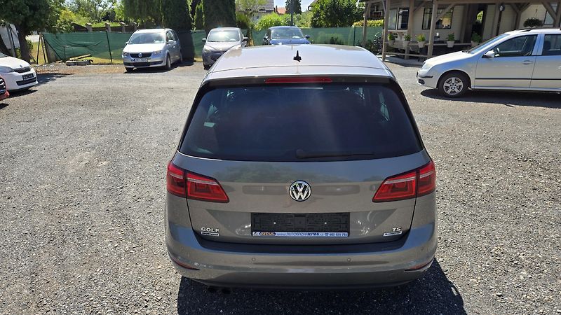 Volkswagen Golf Sportsvan 1.4TSi HIGHLINE TECH  1MAJITEL - fotka 10 z 42