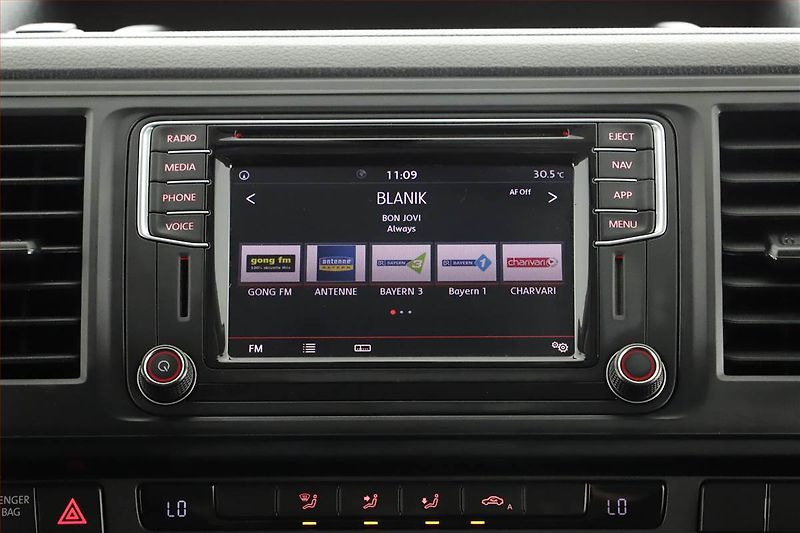 Volkswagen Multivan (2018) 2.0 TDI - fotka 14 z 18