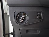 Volkswagen Tiguan (2017) R-Line 2.0 TDI, 4X4, Automat - náhled 17