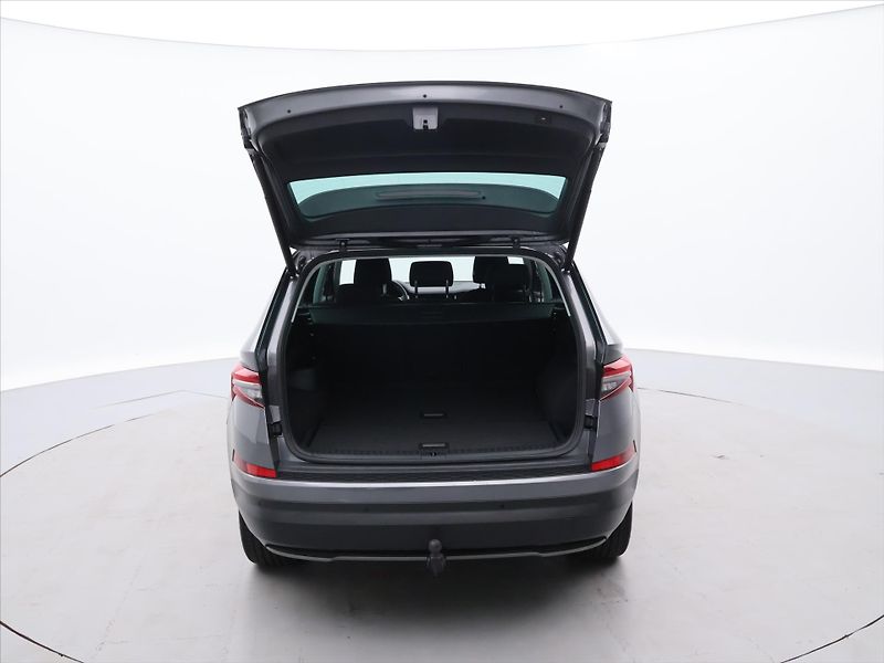 Škoda Kodiaq 2,0 TDI DSG 4x4 Tour 1.Maj DPH - fotka 9 z 32