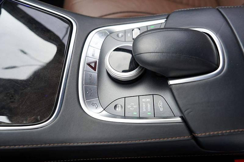 Mercedes-Benz Třídy S 350d AMG/Burmester/260 PS - fotka 45 z 47