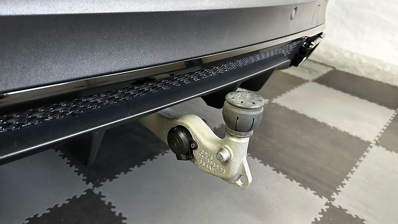 Mercedes-Benz GLS 63 AMG / TOP VÝBAVA  - fotka 25 z 80