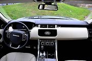 Range Rover Sport.