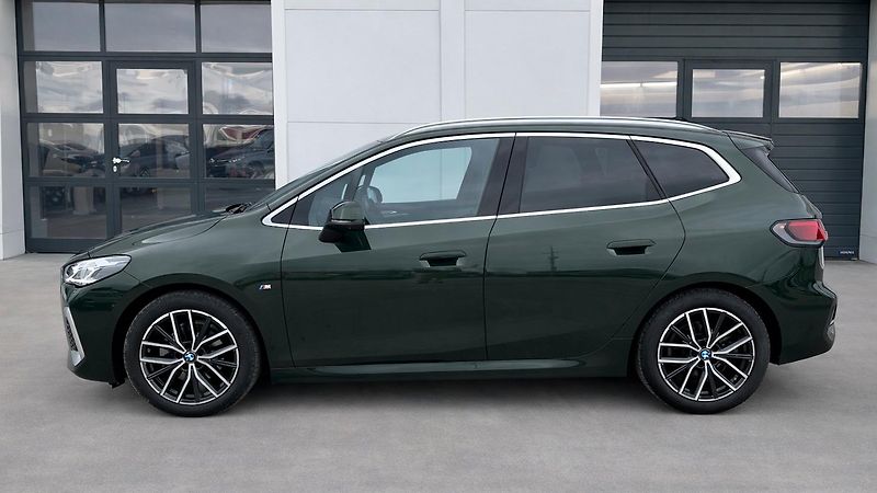 BMW Řada 2 218i ActiveTourer M-Sport - fotka 3 z 26