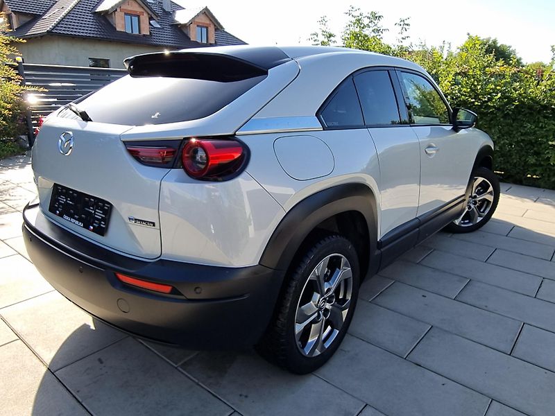 Mazda MX-30 (2021) e-SKYACTIV,MATRIX,NAVI,ZÁRUKA - fotka 4 z 41