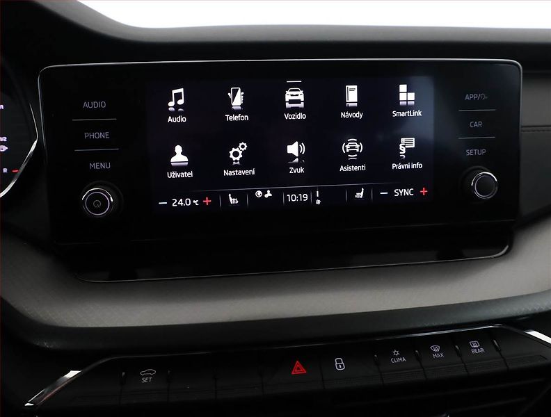 Škoda Octavia (2023) Ambition 2.0 TDI, ČR,1.maj - fotka 13 z 16