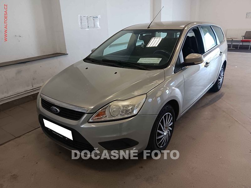 Ford Focus (2009) 1.6 TDCi, AC, el. výbava - fotka 1 z 3