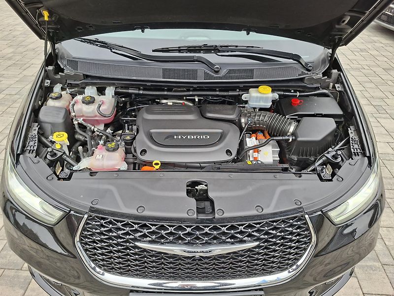 Chrysler Pacifica (2021) 3,6 LIMITED,HYBRYD, REZERVACE  - fotka 34 z 38
