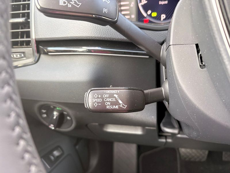 Škoda Karoq (2026) TSI 110 kW Top Selection - taž - fotka 23 z 29