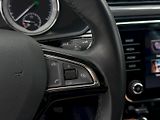 Škoda Superb (2017) Combi 2.0 TSI 206 kW 4x4 DSG L - náhled 19