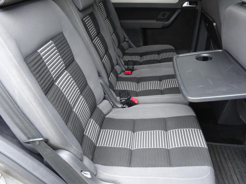 Volkswagen Touran 1.4TSi  Style Plná nádrž - fotka 6 z 13