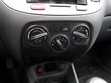 Kia Rio (2010) 1.4 16V, po STK, jezdí skvěle - náhled 12