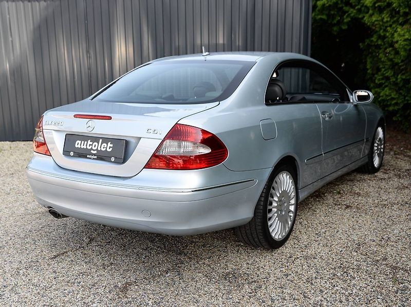 Mercedes-Benz CLK (2007) 220 CDI AVANTGARDE - fotka 6 z 20