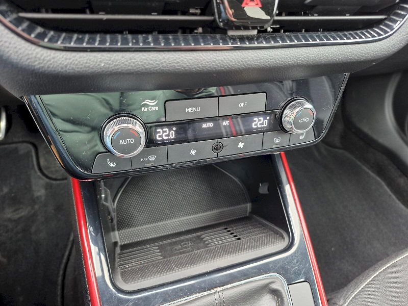 Škoda Fabia (2025) Monte Carlo 1.0 TSI 85kW - fotka 19 z 29