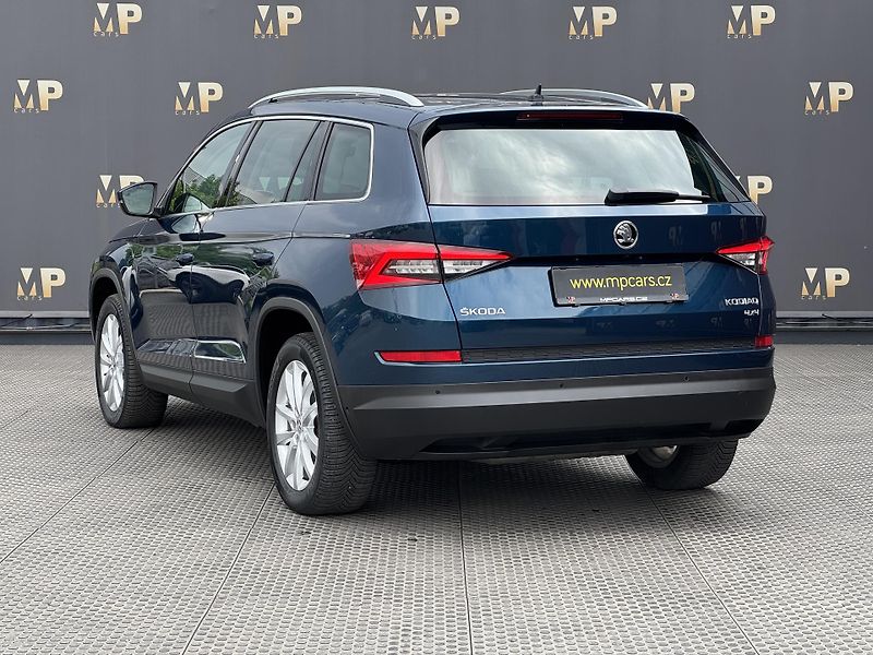Škoda Kodiaq (2018) 2.0TSi DSG 4X4 Style, ACC PANO - fotka 7 z 53