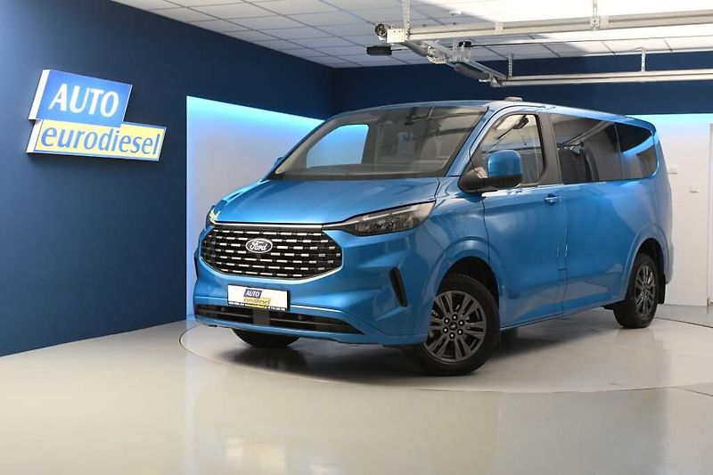 Ford Tourneo Custom (2025) 2.0 320 L1H1 8 Míst LED Kamera - fotka 2 z 38